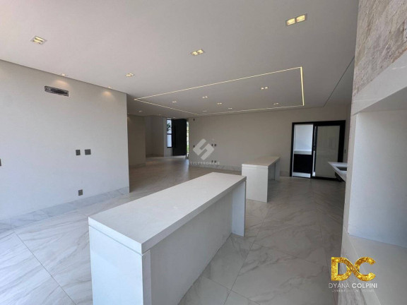 Imagem Casa de Condomínio com 4 Quartos à Venda, 425 m² em Petrópolis - Várzea Grande Imagem Casa de Condomínio com 4 Quartos à Venda, 425 m² em Petrópolis - Várzea Grande