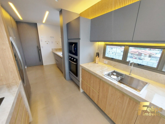 Imagem Imóvel com 4 Quartos à Venda, 155 m² em Centro - Linhares