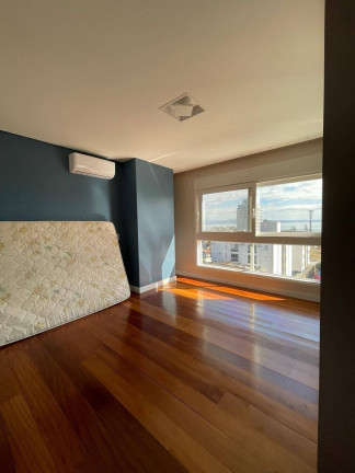 Imagem Casa com 3 Quartos à Venda, 284 m² em Agronômica - Florianópolis