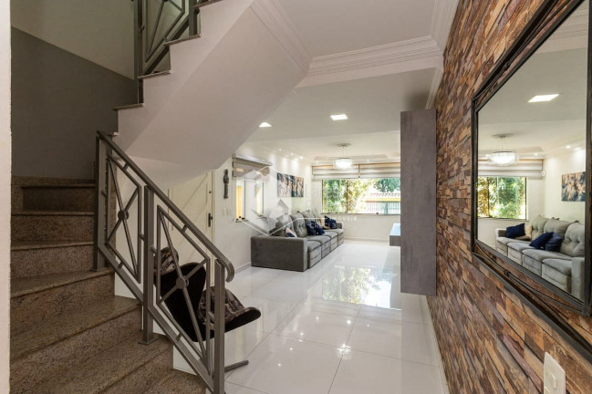 Imagem Casa com 3 Quartos à Venda, 231 m² em Parque São Domingos - São Paulo