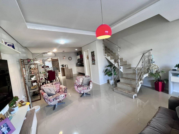Sobrado com 3 Quartos à Venda, 147 m² em Igara - Canoas