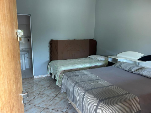 Imagem Casa com 3 Quartos à Venda, 402 m²