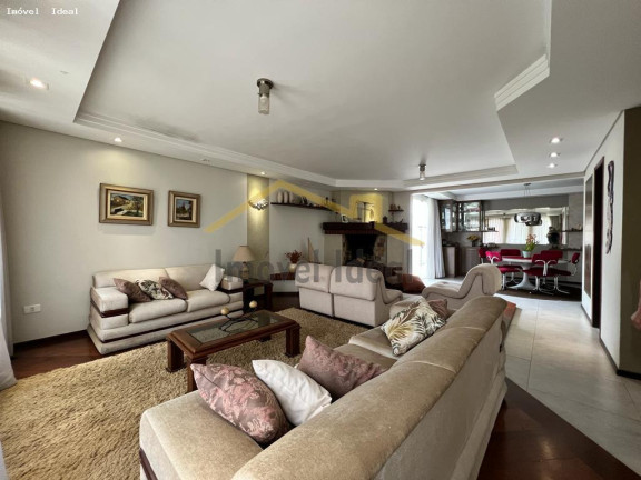 Imagem Casa com 6 Quartos à Venda, 210 m² em Guabirotuba - Curitiba Imagem Casa com 6 Quartos à Venda, 210 m² em Guabirotuba - Curitiba