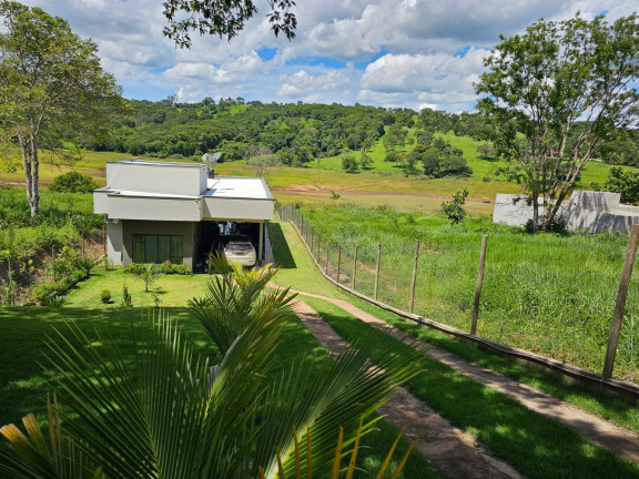 Imagem Chácara com 2 Quartos à Venda, 190 m² em Zona Rural - Caldas Novas Imagem Chácara com 2 Quartos à Venda, 190 m² em Zona Rural - Caldas Novas