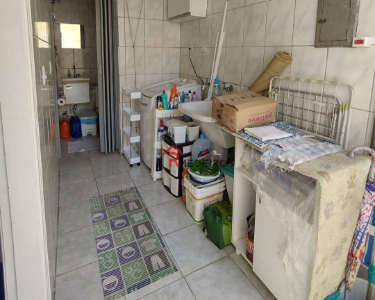 Imagem Casa com 2 Quartos à Venda, 200 m² em Canto Do Forte - Praia Grande Imagem Casa com 2 Quartos à Venda, 200 m² em Canto Do Forte - Praia Grande