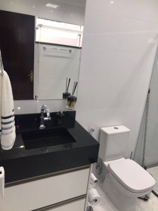 Imagem Casa com 3 Quartos à Venda, 250 m² em Taboão - São Bernardo Do Campo Imagem Casa com 3 Quartos à Venda, 250 m² em Taboão - São Bernardo Do Campo