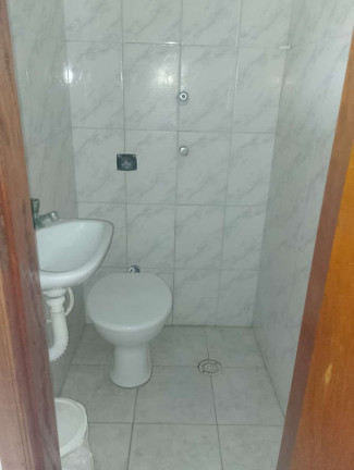 Imagem Casa com 3 Quartos para Alugar,  em Ocian - Praia Grande