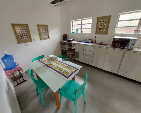 Imagem Casa com 5 Quartos à Venda, 262 m² em Caxingui - São Paulo