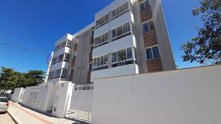 Apartamento com 2 Quartos à Venda, 64 m² em Meia Praia - Navegantes