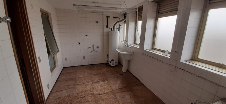 Imagem Apartamento com 4 Quartos à Venda, 367 m² em Floresta - Porto Alegre