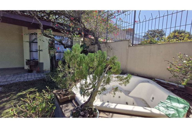 Imagem Casa com 4 Quartos à Venda, 273 m² em Morumbi - São Paulo Imagem Casa com 4 Quartos à Venda, 273 m² em Morumbi - São Paulo