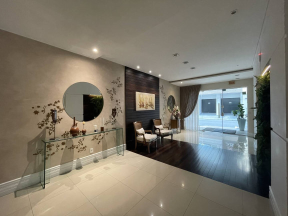 Imagem Apartamento com 4 Quartos à Venda, 195 m² em Meia Praia - Itapema