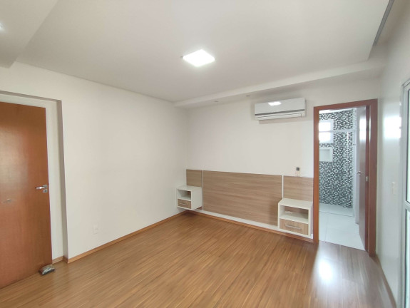 Imagem Apartamento com 4 Quartos à Venda, 157 m² em Guilhermina - Praia Grande Imagem Apartamento com 4 Quartos à Venda, 157 m² em Guilhermina - Praia Grande