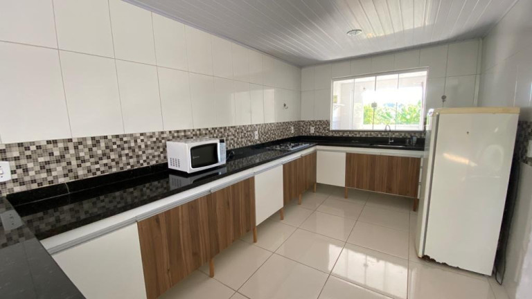 Imagem Casa com 3 Quartos à Venda, 140 m²