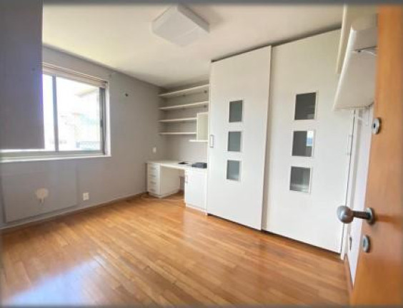 Imagem Apartamento com 4 Quartos à Venda, 161 m² em Barra Da Tijuca - Rio De Janeiro Imagem Apartamento com 4 Quartos à Venda, 161 m² em Barra Da Tijuca - Rio De Janeiro