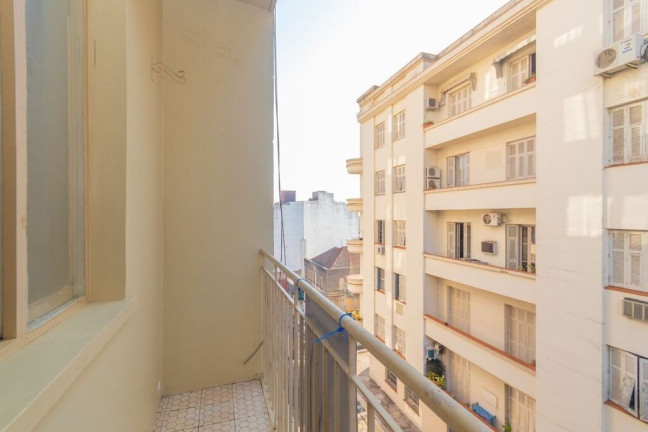 Imagem Apartamento com 2 Quartos à Venda, 56 m² em Floresta - Porto Alegre