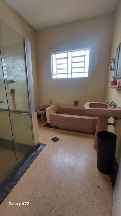 Imagem Sobrado com 4 Quartos à Venda, 253 m² em Centro - Taubaté