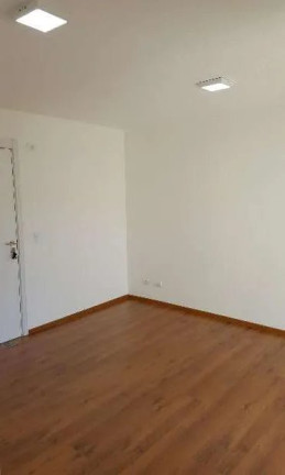 Imagem Apartamento com 2 Quartos à Venda, 50 m² em Centro - Curitiba
