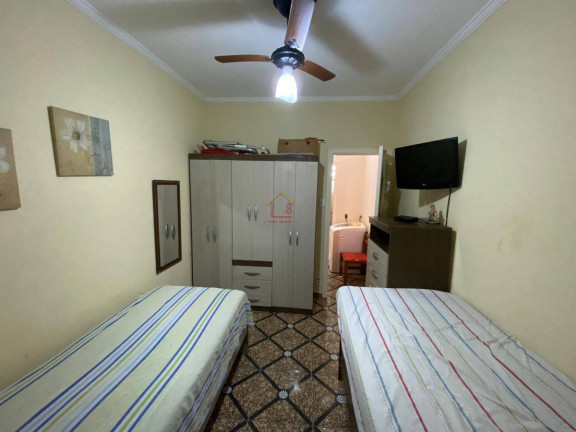 Imagem Apartamento com 1 Quarto à Venda, 28 m² Imagem Apartamento com 1 Quarto à Venda, 28 m²