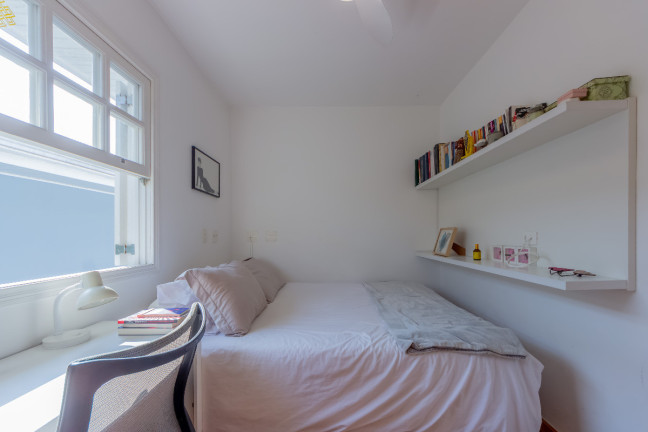 Imagem Casa com 3 Quartos à Venda, 223 m² em Jardim Londrina - São Paulo