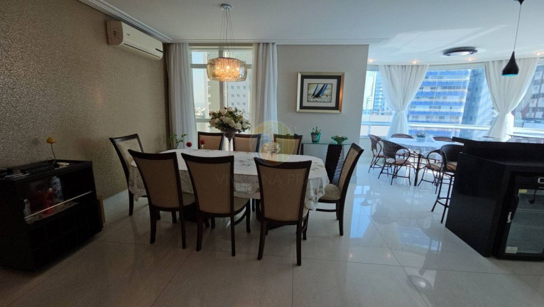 Imagem Apartamento com 4 Quartos à Venda, 170 m² em Barra Sul - Balneário Camboriú