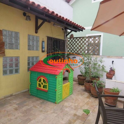 Imagem Casa com 5 Quartos à Venda, 275 m² em Grajaú - Rio De Janeiro Imagem Casa com 5 Quartos à Venda, 275 m² em Grajaú - Rio De Janeiro