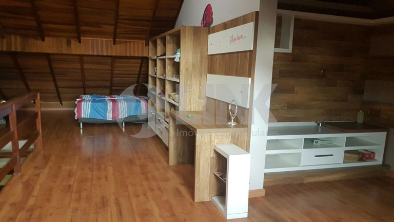 Imagem Casa com 3 Quartos à Venda, 165 m² em Sarandi - Porto Alegre