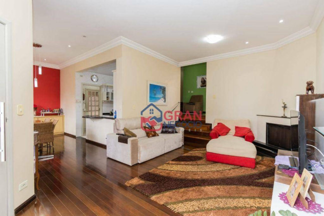Imagem Casa com 4 Quartos à Venda, 243 m² em Pilarzinho - Curitiba