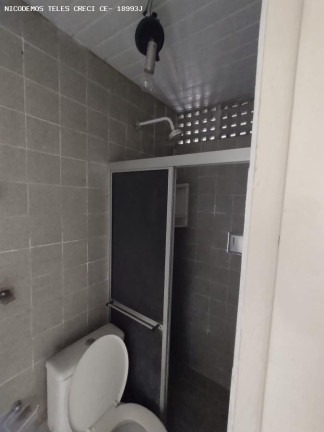 Imagem Apartamento com 2 Quartos à Venda, 43 m² em Parque Albano - Caucaia