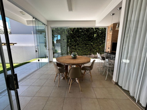 Imagem Casa de Condomínio com 3 Quartos à Venda, 241 m² em Granja Marileusa - Uberlândia