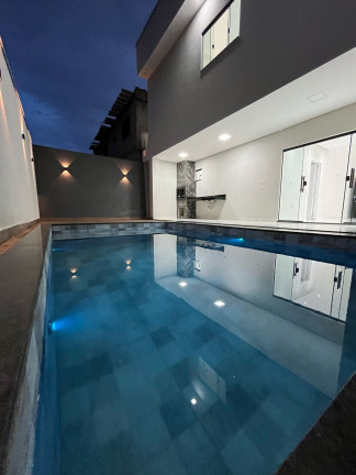 Imagem Casa com 4 Quartos à Venda, 235 m² em Setor Habitacional Vicente Pires - Brasília