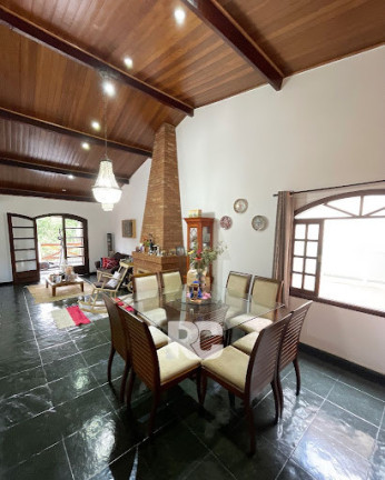 Imagem Casa com 3 Quartos à Venda, 260 m² em Condomínio Arujá 5 - Arujá Imagem Casa com 3 Quartos à Venda, 260 m² em Condomínio Arujá 5 - Arujá