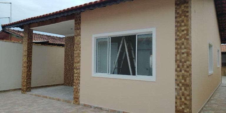 Imagem Casa com 2 Quartos à Venda, 220 m² em Jussara - Mongaguá Imagem Casa com 2 Quartos à Venda, 220 m² em Jussara - Mongaguá