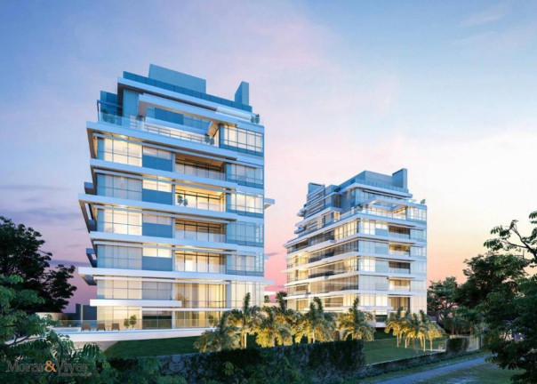 Imagem Cobertura com 3 Quartos à Venda, 457 m² em Bacacheri - Curitiba