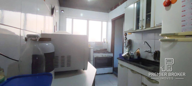 Imagem Casa com 4 Quartos à Venda, 145 m² em Artistas - Teresópolis