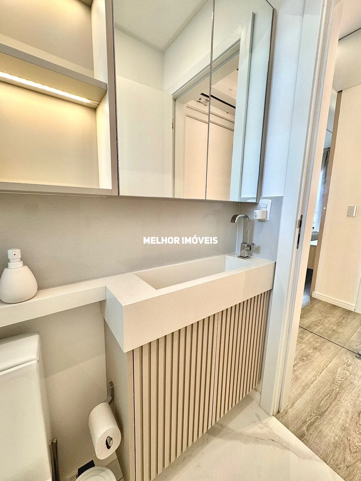 Imagem Apartamento com 3 Quartos à Venda, 110 m² em Centro - Camboriú