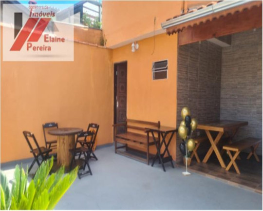 Imagem Casa com 3 Quartos à Venda, 225 m² em Jardim D'abril - Osasco Imagem Casa com 3 Quartos à Venda, 225 m² em Jardim D'abril - Osasco
