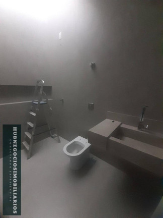 Casa com 3 Quartos à Venda,  em Ibituruna - Montes Claros