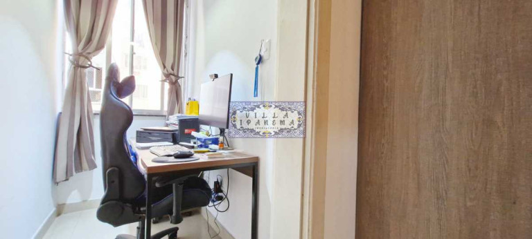 Imagem Apartamento com 2 Quartos à Venda, 70 m² em Copacabana - Rio De Janeiro