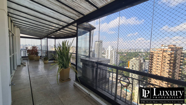 Cobertura com 4 Quartos para Alugar, 466 m² em Moema - São Paulo