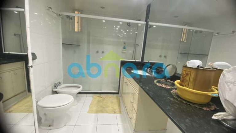 Imagem Apartamento com 3 Quartos à Venda, 174 m² em Copacabana - Rio De Janeiro