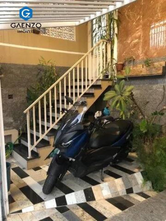 Imagem Sobrado com 3 Quartos à Venda, 244 m² em Km 18 - Osasco
