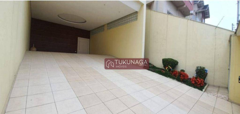 Imagem Sobrado com 3 Quartos à Venda, 200 m² em Parque Renato Maia - Guarulhos Imagem Sobrado com 3 Quartos à Venda, 200 m² em Parque Renato Maia - Guarulhos