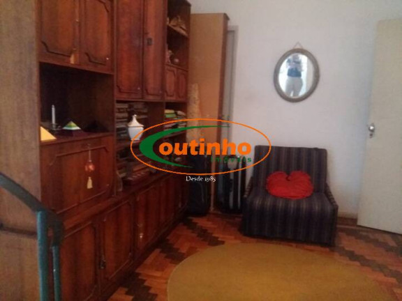 Imagem Casa com 4 Quartos à Venda, 220 m² em Grajaú - Rio De Janeiro Imagem Casa com 4 Quartos à Venda, 220 m² em Grajaú - Rio De Janeiro