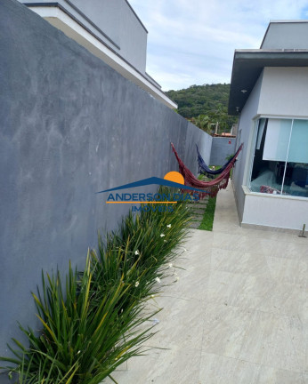 Imagem Casa com 2 Quartos à Venda, 65 m² em Massaguaçu - Caraguatatuba Imagem Casa com 2 Quartos à Venda, 65 m² em Massaguaçu - Caraguatatuba