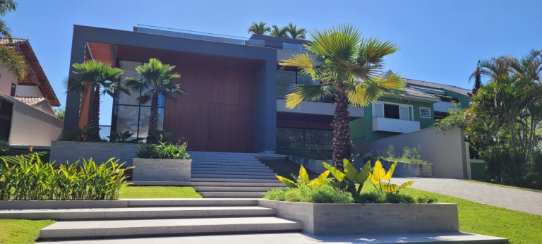 Imagem Casa com 5 Quartos à Venda, 1.412 m² em Barra Da Tijuca - Rio De Janeiro Imagem Casa com 5 Quartos à Venda, 1.412 m² em Barra Da Tijuca - Rio De Janeiro