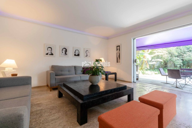 Imagem Casa com 4 Quartos à Venda, 650 m² em Cidade Jardim - São Paulo Imagem Casa com 4 Quartos à Venda, 650 m² em Cidade Jardim - São Paulo