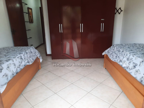 Imagem Casa de Condomínio com 2 Quartos à Venda, 111 m²