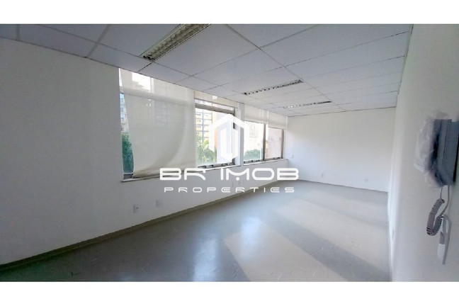 Imagem Sala Comercial à Venda, 28 m² em Itaim Bibi - São Paulo Imagem Sala Comercial à Venda, 28 m² em Itaim Bibi - São Paulo