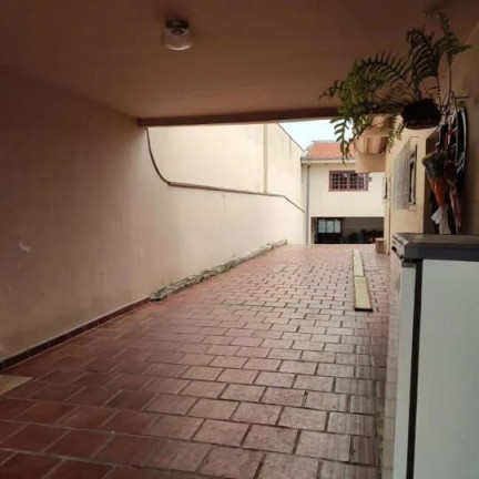 Imagem Casa com 5 Quartos à Venda, 240 m² em São Lourenço - Curitiba